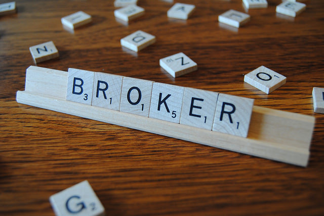 Choosing-Forex-Broker.jpg